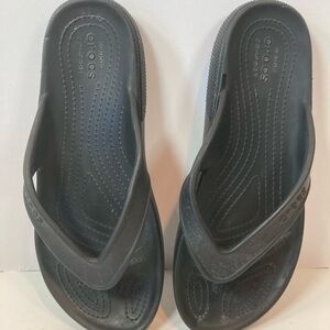 Black Crocs Flip Flops Women’s 9 - Men’s 7